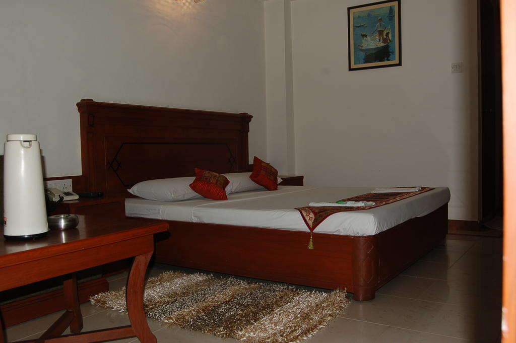 Hotel Kanishka Phg Bangalore Phòng bức ảnh