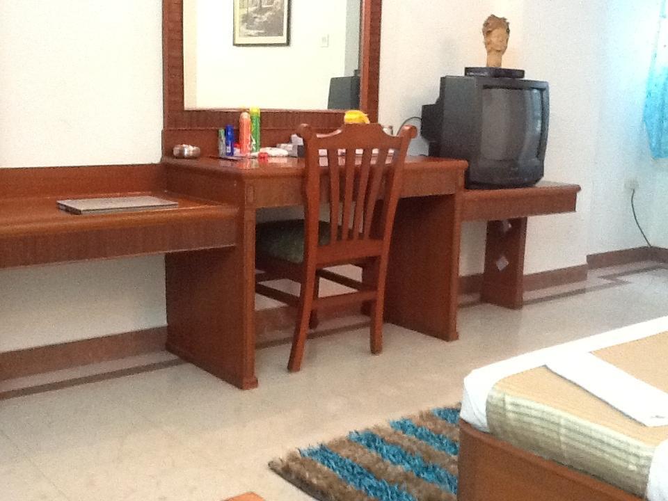 Hotel Kanishka Phg Bangalore Phòng bức ảnh