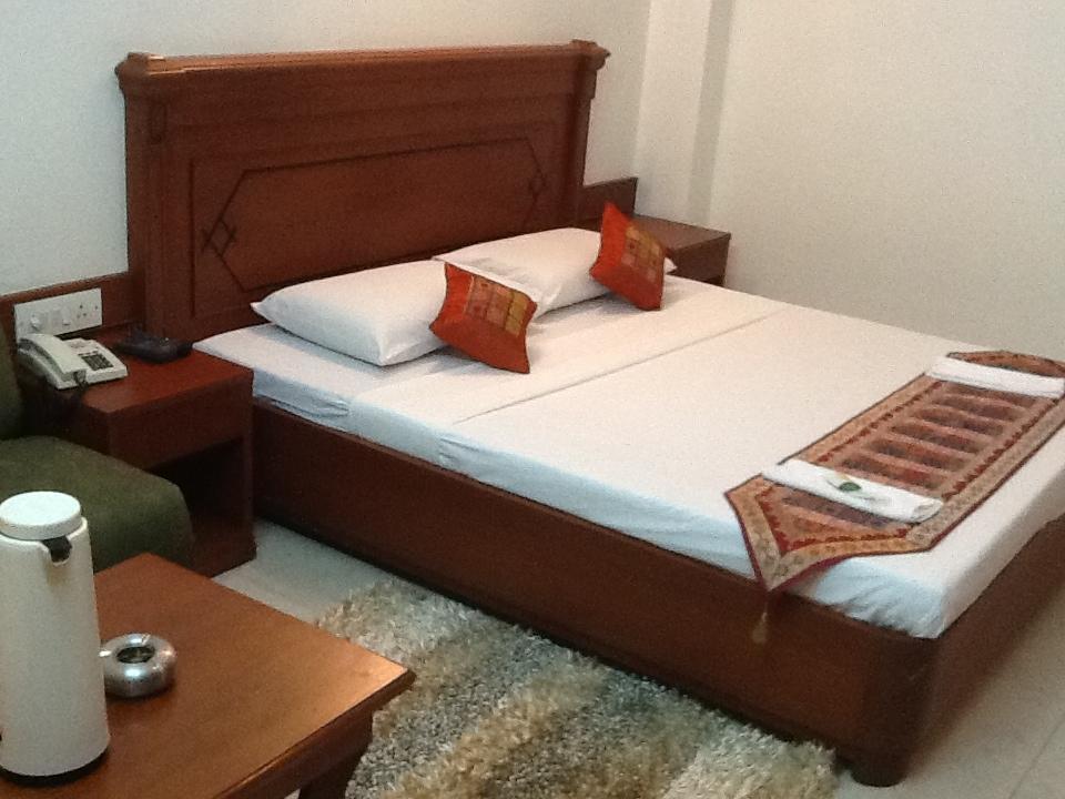 Hotel Kanishka Phg Bangalore Phòng bức ảnh