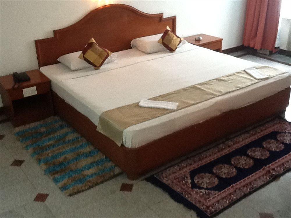 Hotel Kanishka Phg Bangalore Ngoại thất bức ảnh
